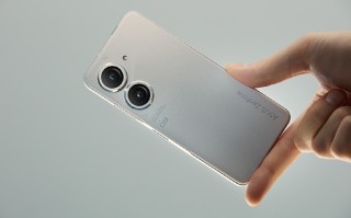 华硕正式发布Zenfone 9小屏旗舰 5.9寸屏幕大小仅重169g