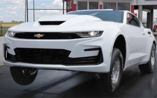 V8大自吸重现江湖，科迈罗COPO赛车亮相！