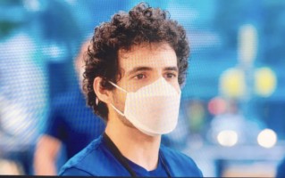 苹果自研两款口罩  包括首款透明医用口罩