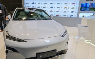 发布行业首个“智能汽车全域AI”技术体系？吉利2025CES放大招
