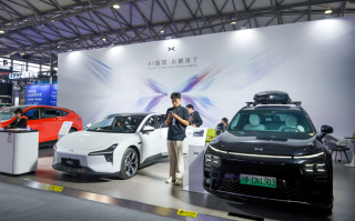 小鹏携高性价比掀背轿跑MONA M03亮相Tech G 2024：飞行汽车必不可少
