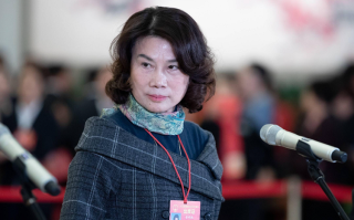 董明珠：你不用格力空调就是傻瓜，空调不是风大就好