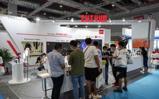 2020P&amp;I | 智云新品 *** OOTH-X亮相P&amp;I展会 手机用户的随拍利器