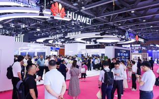 华为终端参展2024中国移动合作伙伴大会，华为Pura 70双星通信闪耀全场