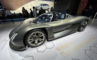 CIIE2023丨900V高压技术 保时捷MissionX亮相进博会