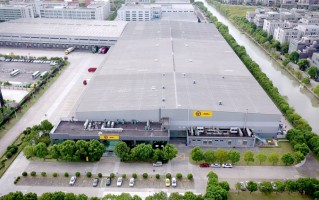 亚马逊云科技与顺丰供应链打造数智门系统，物流行业也能转型升级