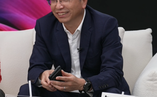 荣耀赵明回应是否会用麒麟芯片：短期内可能性不是很大   