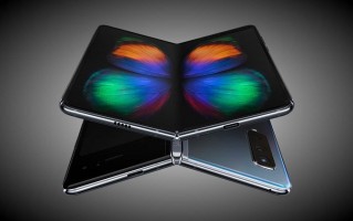 新款三星折叠屏手机或将被命名为Galaxy Z Fold 2