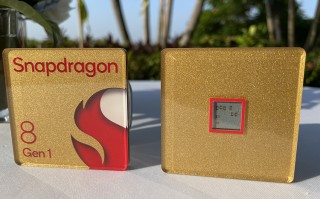 高通骁龙8 Gen1和联发科天玑9000参数对比，你觉得谁更强？