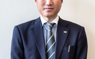  闪存35年专访铠侠冈本成之先生： 仅10年便普及闪存 源自不懈研发的成果
