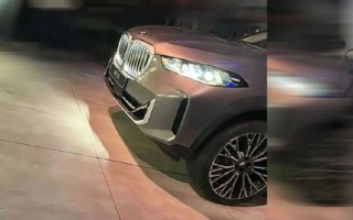 新款宝马X5实车曝光 换装曲面双联屏