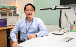 专访昕诺飞中国研究院院长刘海涛：台灯凭什么值3000+