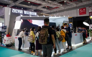 2021P&amp;I 智云WEEBILL 2展现稳定器设计新思路 外观性能操控全方位升级