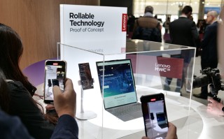 MWC2023 | 联想展示卷轴屏手机与笔记本概念产品 探索屏幕延展新用途