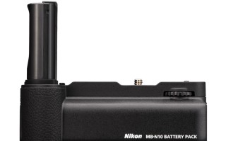 尼康Z5新信息：带有 Z-GR1加长手柄、Z-VP1立式支架