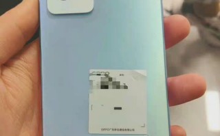 OPPO Reno7真机曝光，采用云阶设计有点vivo味了？