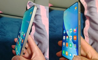疑似小米13真机谍照曝光 中置挖孔采用直角边框设计