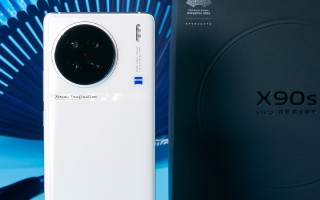 天玑9200+加持，vivo X90s真机曝光