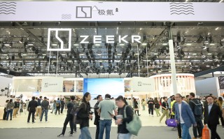 2023广州车展丨零百加速2.84秒，极氪007全球首秀广州车展预售22.49万元起