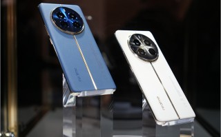 CES2024 | realme真我12 Pro系列蓄势待发 皮革中轴华贵气质兼有潜望长焦