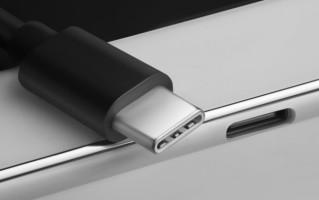 新思科技推出业界首款完整USB4 IP解决方案 采用5nm工艺