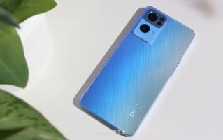 OPPO Reno7系列手机发布，前置首发超感光猫眼镜头，夜景 *** 大幅提升