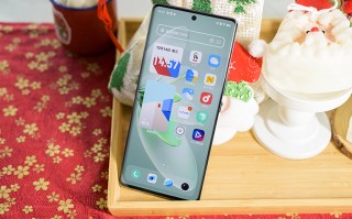 疑似vivo S17系列配置曝光 加入长焦副摄支持80W有线充电