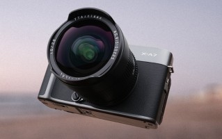 国产镜头真的很卷 铭匠APS-C 10mm F2.0便宜还有点新意