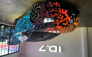CES 2023|大众ID.7量产版首发亮相，2023年下半年率先在中国上市，续航700km