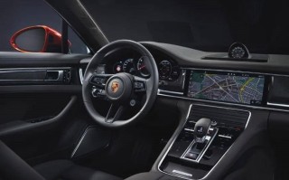 和燃油版南辕北辙！纯电保时捷718中控曝光 