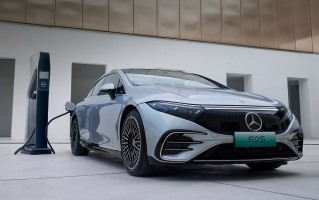 90℃高温依旧稳定，续航超过1000km！奔驰正在开发新型固态电池