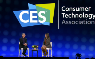 CES2024 | 英特尔CEO主题演讲：AI经济价值巨大，需要有效监管