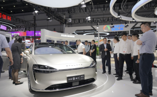华为亮相2024中国联通合作伙伴大会，汽车、全屋智能、政企合作等多领域开花
