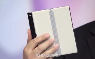 华为发布Mate Xs 2折叠屏手机：同类中最轻巧，售价9999元起