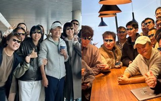 马云现身阿里巴巴园区，手持瑞幸心情大好