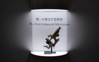 百年"追光者"：从小作坊走向科技前沿，蔡司何以书写百年传奇？