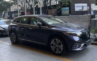 奔驰EQS SUV国内谍照曝光 将于年内正式上市