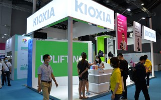 2020P&amp;I | 东芝存储改名铠侠现身P&amp;I 展示旗下全系列存储产品