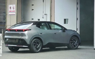 极氪、领克一家亲？领克第二款纯电车型曝光！