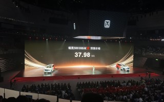 800V架构、4.6秒加速！坦克500Hi4-Z亮相，预售加37.98万元？