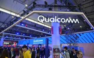 MWC2024丨让智能计算无处不在，高通展示前沿无线技术