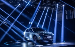 赛力斯推出高端品牌AITO 首款车型问界M5同步亮相