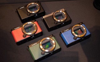 "打折"加送镜头 松下新全画幅无反相机LUMIX S9发布即大招