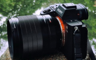岩石星三支新镜头上市 85mm F1.8 AF只要999元
