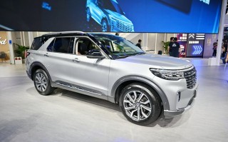 2022成都车展 | 长安福特新款探险者亮相，外观与内饰进行升级