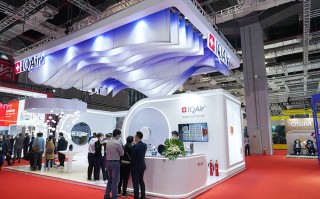 CIIE2021丨IQAir进博会展示概念版Atem X空气净化器，外观设计更前沿