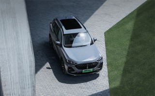 魏牌拿铁DHT-PHEV正式上市：综合续航超1000km 起售价22.9万元