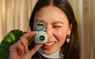 认不出这是富士instax相机 超迷你Pal还带"取景器"