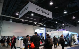 CES2024 | 看到科技QooCam 3 Ultra首秀：支持8K30P和9600万像素全景照片