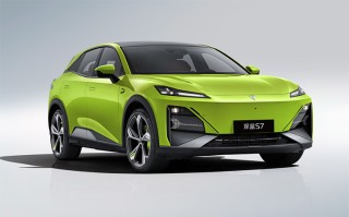 深蓝S7正式上市：纯电、增程两种动力 起售价14.99万元